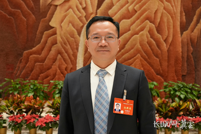 代表履責，兩會聲音｜中國樂凱黨委書記、董事長侯景濱履職盡責、建言獻策